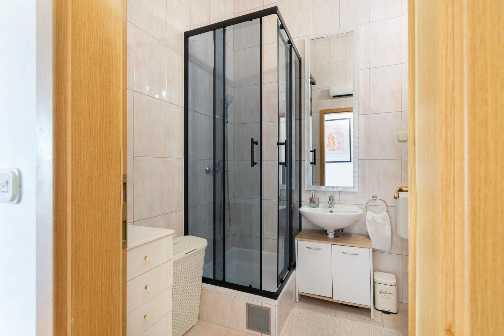 Apartment 30 M From Beach,Makarska,Marija 外观 照片